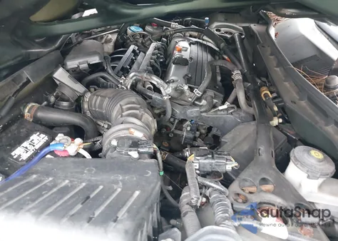 2010 Honda Accord 2.4 Ex-L из США, поврежденный, VIN 1HGCP2F88AA044553